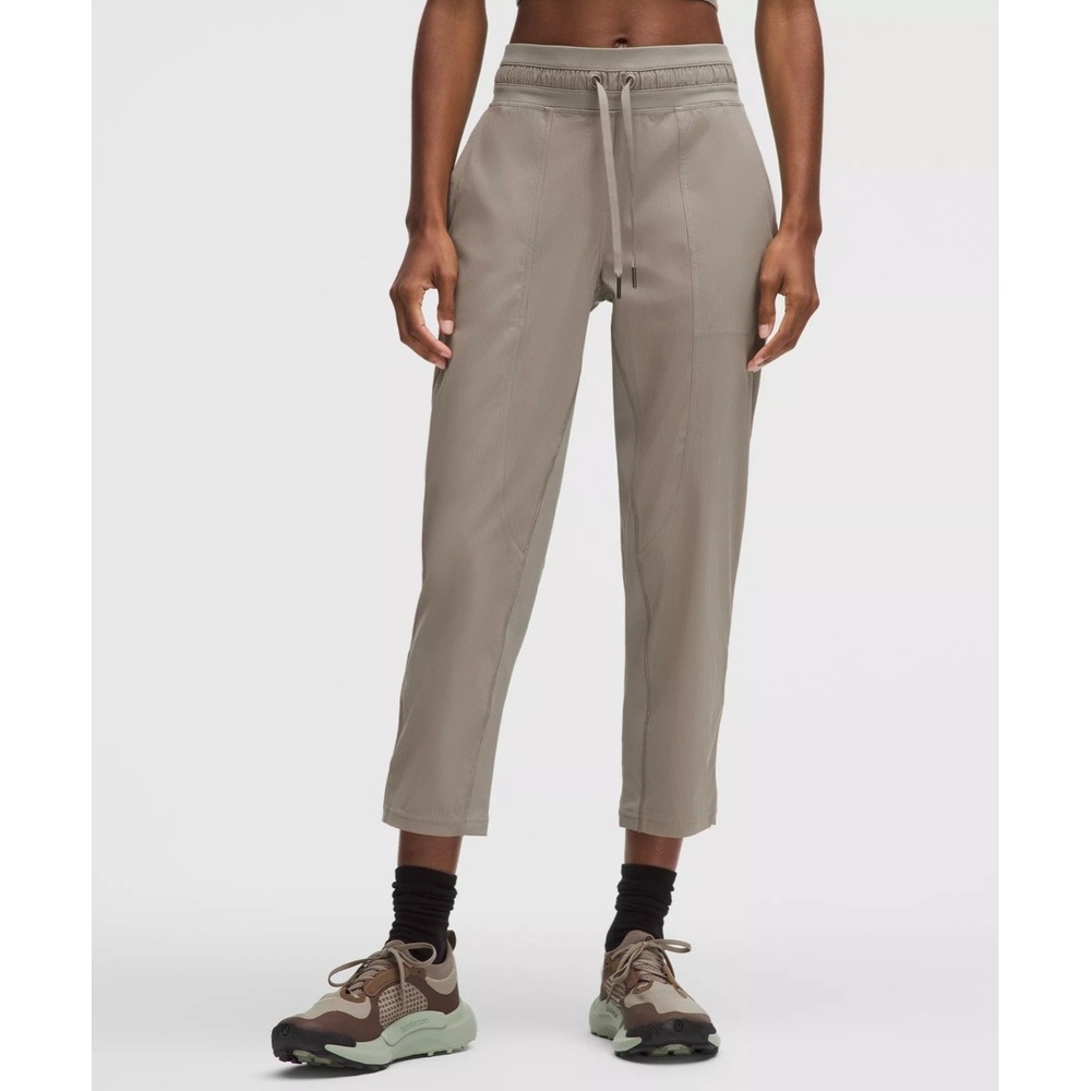 Lululemon Dance Studio Mid-Rise Cropped Pant Warm Ash Gray Size 14 LW6CDQS